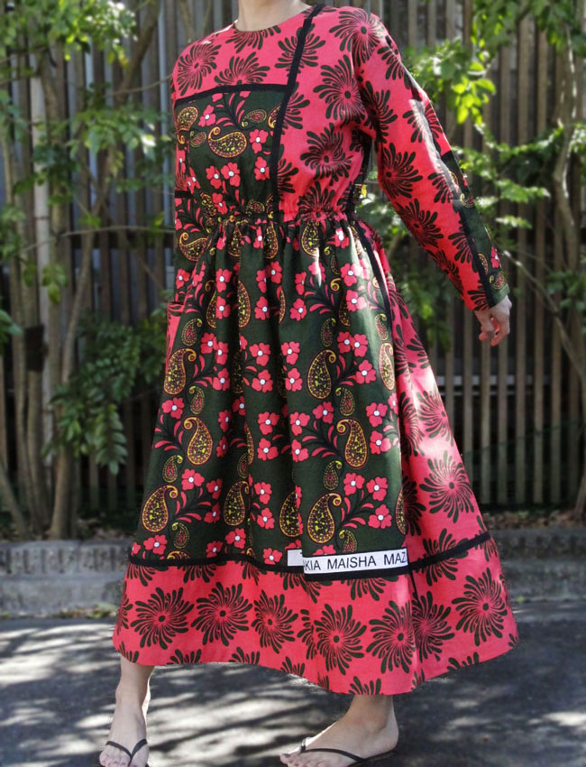 アフリカ布のワンピース