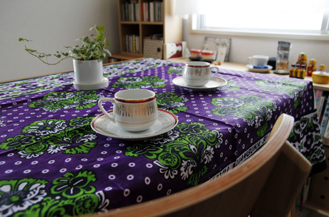 カンガのテーブルクロス