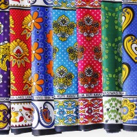 カンガのバリエーションは多彩 カンガのバリエーションは多彩